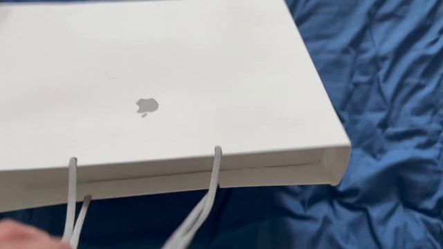MACBOOK PRO SHOPPING AND UNBOXING IN UK🇳🇪🇬🇧