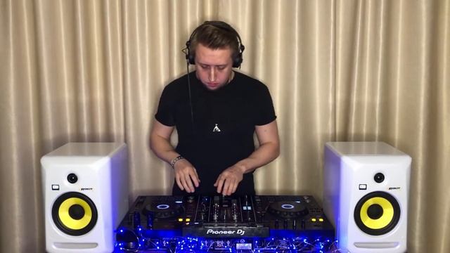 Jo Reach - U-NIGHT STAY At HOME (28.04.2020)