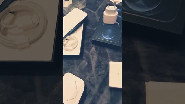 Unboxing Iphone 12 Pro Max 512 GB & Mag Safe!