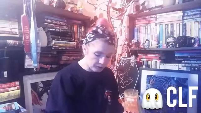 Bonjour Jolie: September 2019 (Youtober Day Nine)