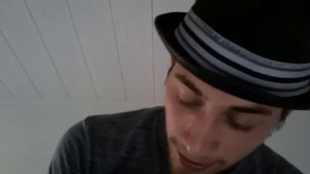 #005 Apple IPhone 3G - 8GB Unlocked