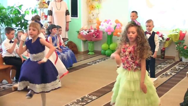 Танец выпускников садика