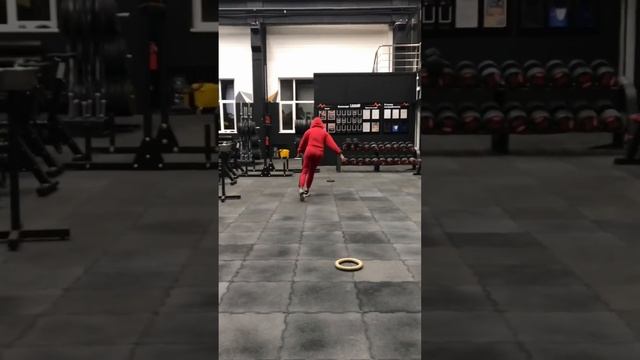 как я хожу на каблуках VS в кроссовках