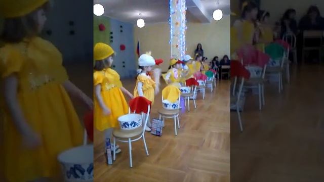 садик фестивальный 220