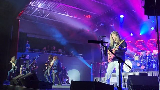 Love Me Performed Live By Tesla At The Epic Event Center, Mar 8th