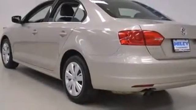 Preowned 2013 Volkswagen Jetta Sedan Arlington TX 76094