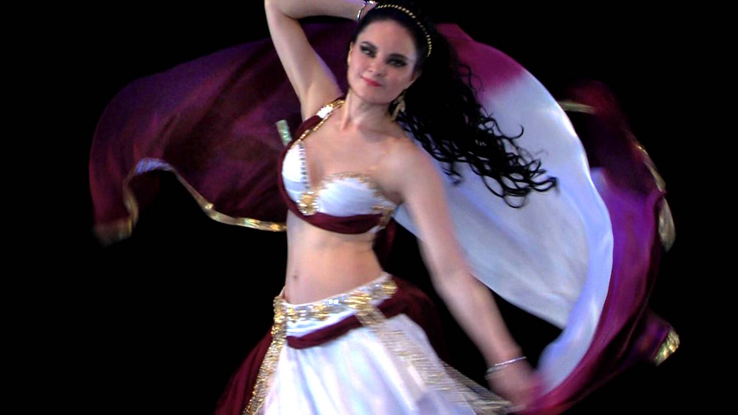 Звезда восточного танца  Tanna Valentine - 