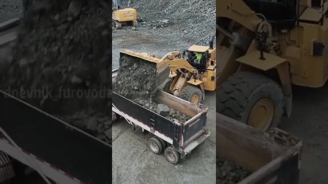 🚜 #дальнобой #дальнобойщики #фура #прицеп #полуприцеп #шофера #врейсе #большегруз #коллеги #20тонн