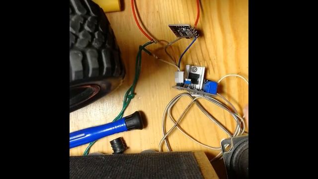 Радиоуправляемый Джип с музыкой блютуз