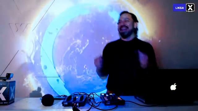 6833212f1f1930d6a96a1dcf42ff3bf1