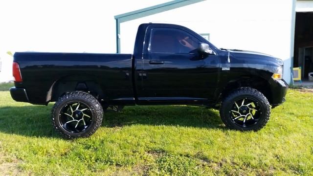 2012 Dodge Ram Hemi 1500 4x4 Lifted 35