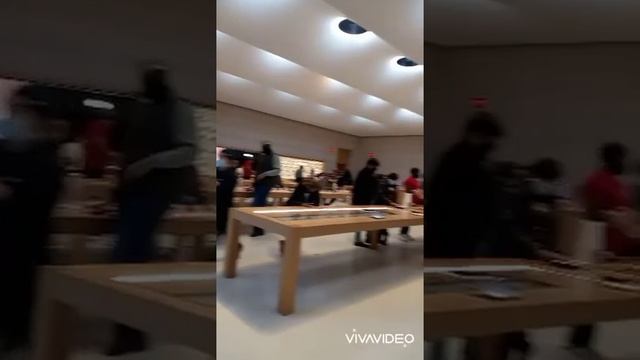 Buying Iphone 13 Pro Max From Biggest Apple Store In New York(USA) | Apple 5th Avenue | Unboxing🎁