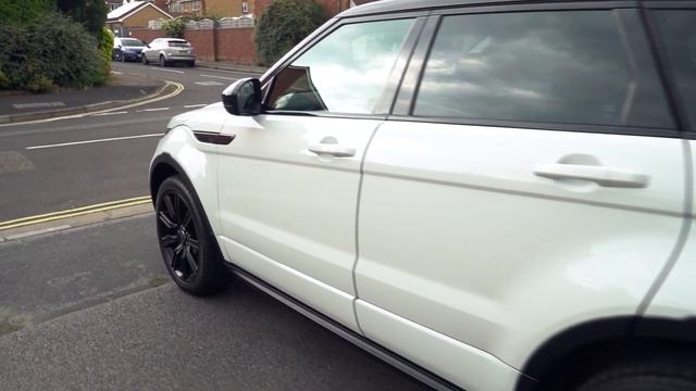 Land Rover Range Rover Evoque 2.2 SD4 Dynamic AWD 5dr