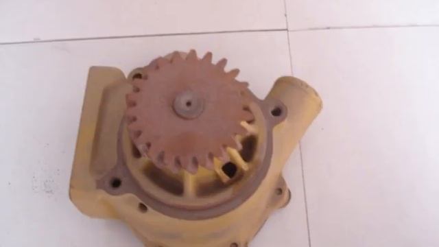 Hitachi ZX230 Excavator 4HK1 Engine Water Pump 26500-64502