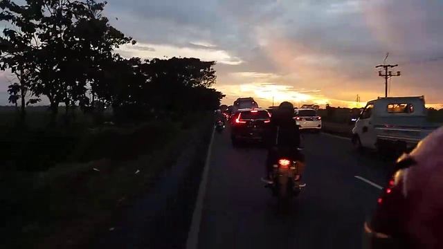 Long Traffic Jams In Indonesia #mudikindonesia