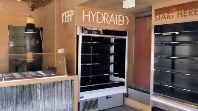 110m² Coffee Shop To Let With 92m² Seating Area