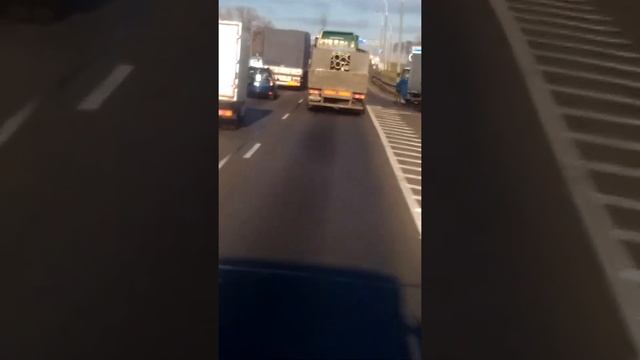 Погоня за зеленым МАЗом  дороге...