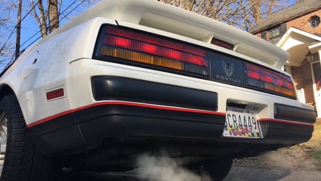 1989 Firebird Cold Start - Flowmaster Might Be Rusting Out