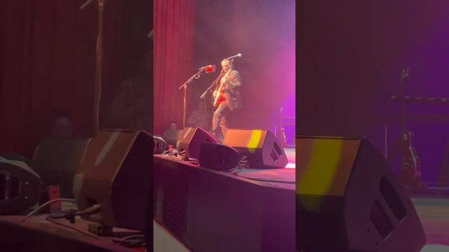 Cadillac Drive 80s Show