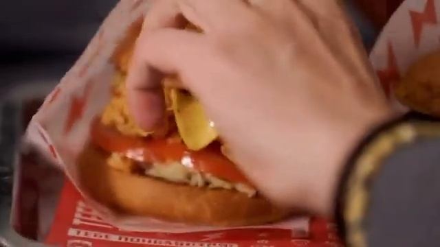 Как Александр Белькович проходил собеседование в TESLA BURGER👌🏼