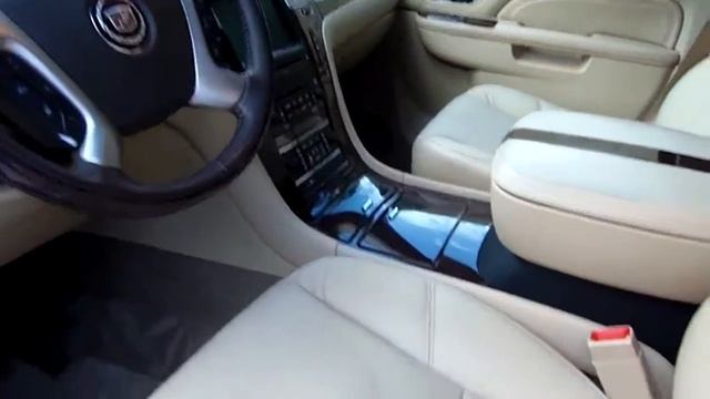 10 CADILLAC ESCALADE 7044AS