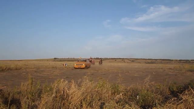 Дрифт тренировка на аэродроме Москвич 2140. Валим боком на УЗАМ