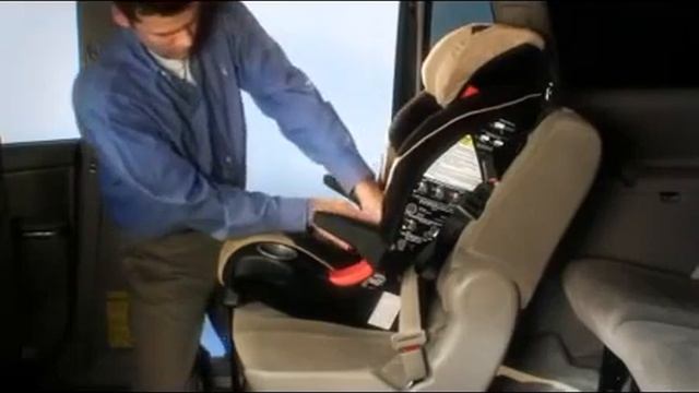 Britax Frontier 85 Harness 2 Booster Seat: Harness Mode Installation Using Lap Shoulder Belt