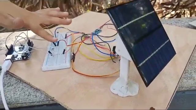Tesla 369 , Dye Based Solar Panel With Sun Tracking Mechanism