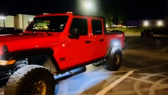 Hummer H3 / Jeep Gladiator / GeoCustomz / 4x4 / Automotive Lighting