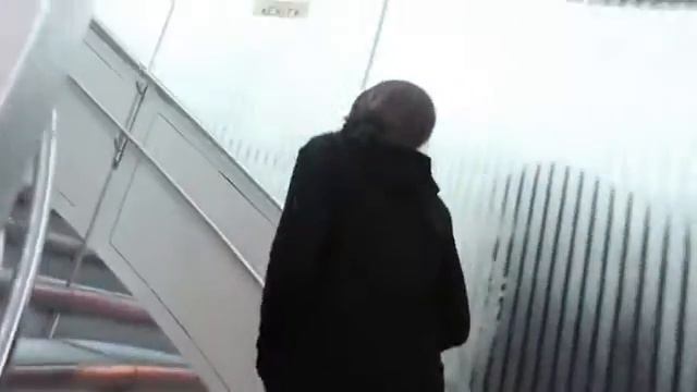 THE $21,000 FIRST CLASS AIRPLANE SEAT