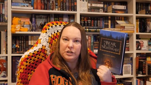 December Wrap-Up And Bi-Weekly Book Ramblings || Conqueror's Blood, Bear And The Nightingale...