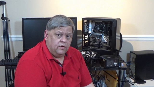 I TRY To Take A Look At The GigaByte Aorus  X570 Elite WiFi Motherboard. You Can Tell I'm New At It