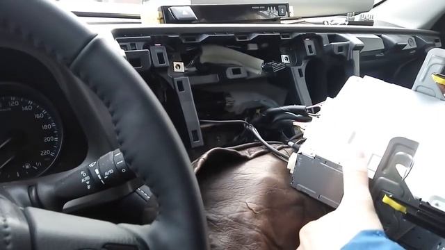 Installation Of Android Radio Multimedia Player For Toyota RAV4 2013-2019