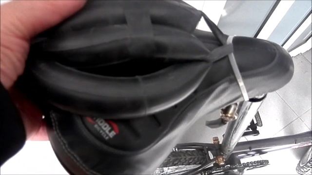 FIRST EVER Air Bag Bicycle Seat Regenerates Power By Gravity Fluctuations For Charging Ebike Batter