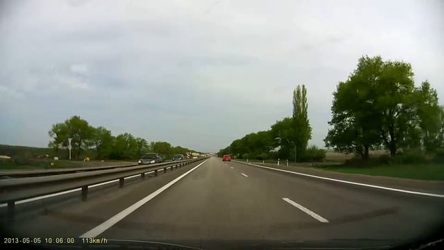 Видеорегистратор BlackVue DR400G-HD II (День, солнечно, трасса)