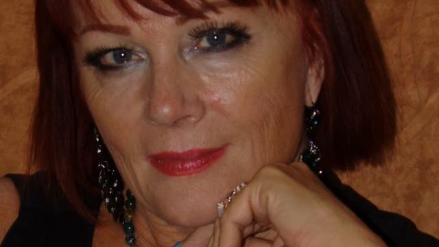 НЕ ГЛЯДИ НАЗАД