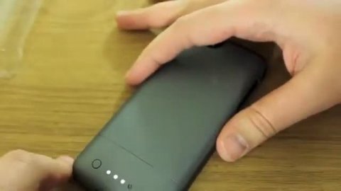 Mophie Juice Pack Helium for iPhone 5 Unboxing and Overview590