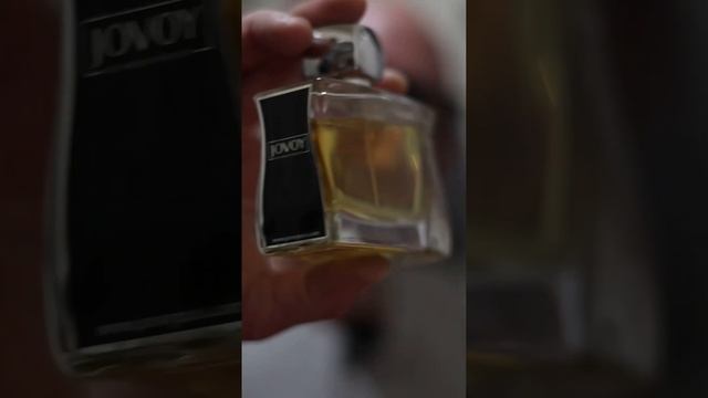 BENTLEY FOR MEN INTENSE.  Vs Incident Diplomatique.