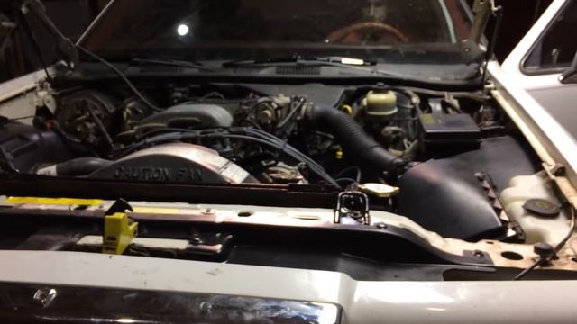 My Beater '90 Town Car Runs Again!