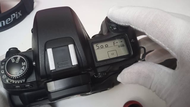 Fujifilm FinePix S3 Pro.