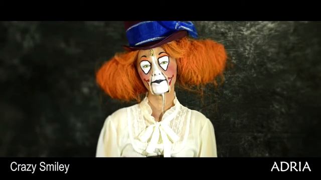 Crazy Smiley   видео в цветных линзах Adria