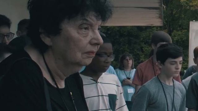 30 Second Clip Of Broken Glass. Not In 1938.  TODAY.