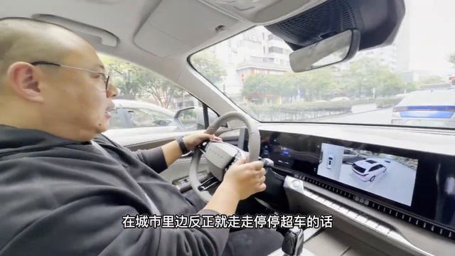 全新荣威RX9初体验，不到20万买个大6座，感觉理想L8也不香了