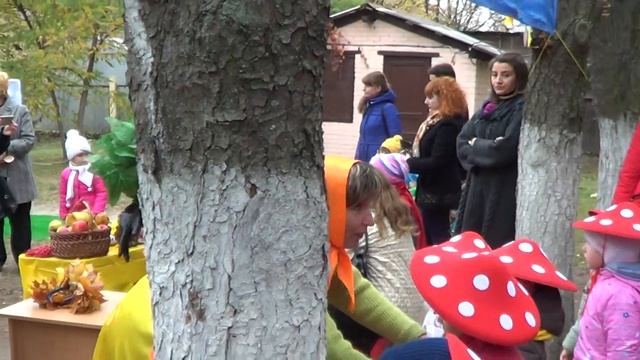 ДНЗ (ясла-садок) № 88 загального розвитку группа №7 Свято осені 2016 (1ч.)