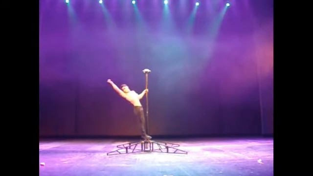 Hand Stand On Spinning Pole SHOWTIME SOLUTION