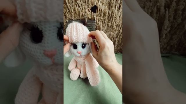 Символ года из недовязов. Розовая зайка.