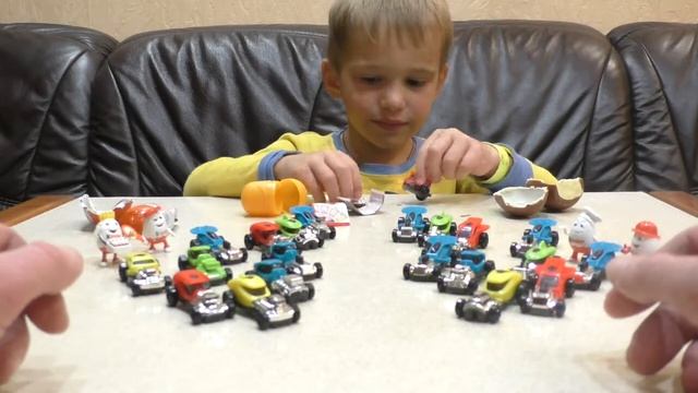 Хот Вилс Красная Машинка Детский Обзор Игрушек Набор Развлечений Открываем Подарки Вместе с Папои