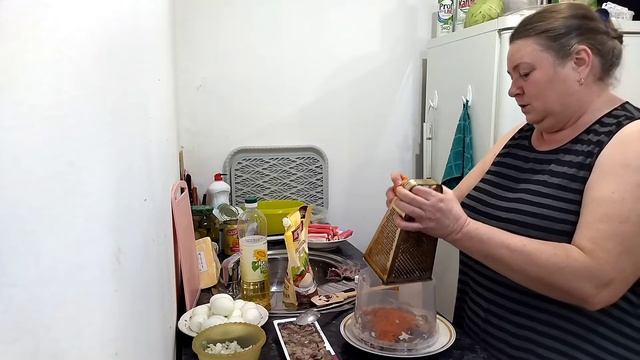 Предпраздничная суета сует- зато как вкусно получилось.Гостинцы поехали в Тюмень.