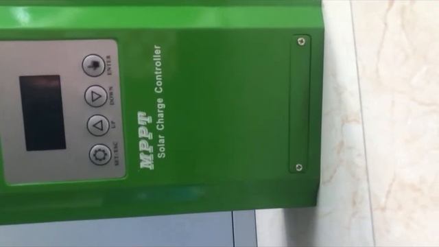 Built In 10A/20A/30A PWM Solar Charge Controller！