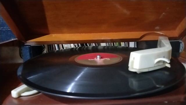 МАЙСКАЯ ПЕСНЯ. ДЖИЛЬИ.( Музыка Крещендо) SOVSONG MADE In USSR. No.699 A. ГРК.390.